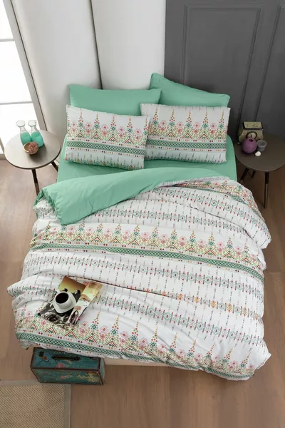 Estilla Double Duvet Cover Set with Fitted Sheet