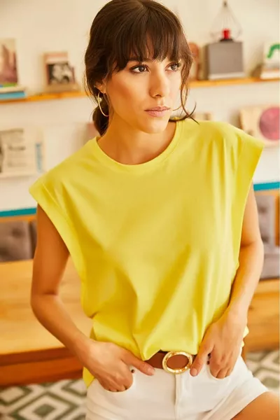  % Baumwolle Damen Gelb Wattiertes Aussehen Unterarm-Teil Fledermaus Fahrradkragen T-Shirt