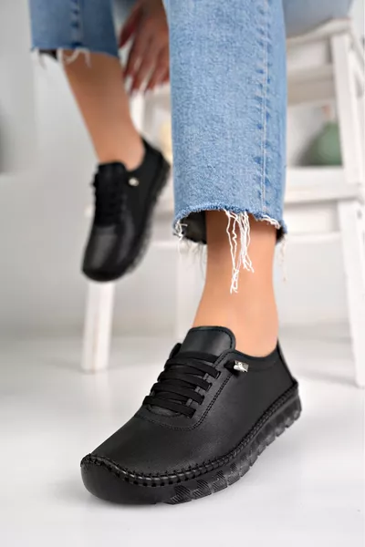 حذاء يومي نسائي جلد طبيعي من موسم جديد من Tsm