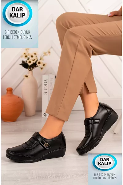 بوت نسائي شتوي أسود بأرضية مانعة للانزلاق ومريح