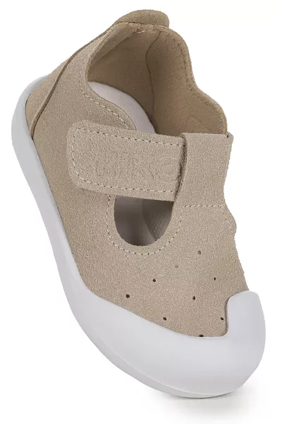 أحذية الأطفال اليومية للبنين من إلروي بأشرطة فيلكرو