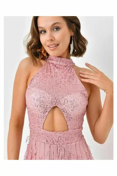 SIMPLE-CHIC ЗАМЕЧАТЕЛЬНОЕ БЛЕДНО-РОЗОВОЕ ПЛАТЬЕ С ПАЙЕТКАМИ И ОКНОМ НА ТАЛИИ