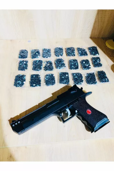 Büyük Boy  Cm Şarjörlü Boncuklu Plastik Silah 1 adet  adet plastik boncuk