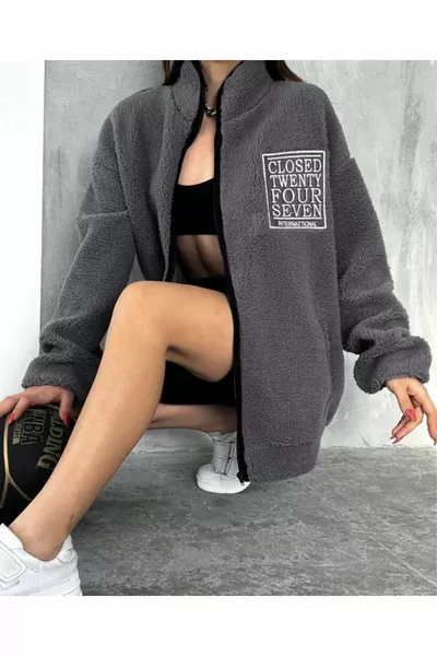 سترة صوفية مبطنة ودافئة للجنسين بلون رمادي غامق مع تطريز