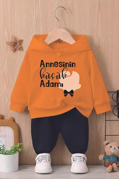 Kapuzenset für Babys mit Premium-Design 'Kleiner Mann von Mama' 