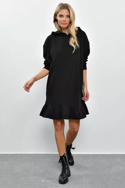 فستان سويتشيرت بقبة بغطاء رأس نسائي باللون الأسود مع كشكش 