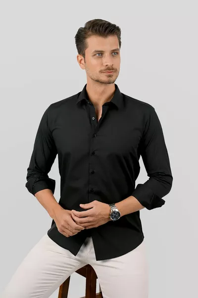 قميص رجالي أسود من داكرون سهل الكي