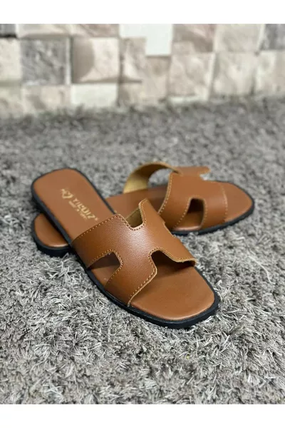 شبشب نسائي صيفي يومي للبحر والشاطئ وتحتاجه كل بيت للضيوف - لون بني