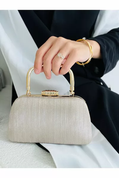 Women's Evening Bag with Long Chain Strap and Gold Chain Detail (Suitable for Phone Use)