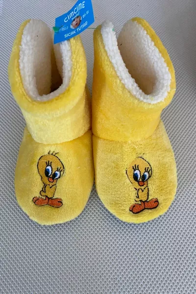 حذاء أطفال مبطن ناعم الملمس