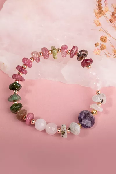 Zertifiziertes Armband für Selbstliebe & Mitgefühl mit Turmalin, Rosenquarz, Amethyst und Natursteinen, handgefertigt