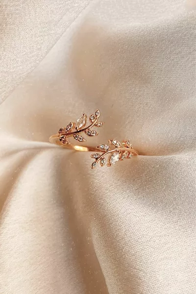 Acacia Flower Vine k Rose Gold Plated Women's Ring