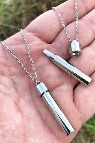 قلادة الأمنيات للجنسين بسلسلة وعصا مغلقة 