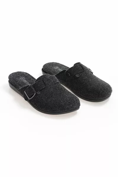 Pantofole da uomo con tessuto in feltro con fibbia invernale