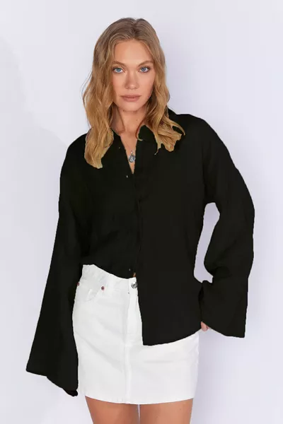 قميص نسائي أسود بأكمام فضفاضة، قماش موسلين مغسول، مقاس واسع ومريح، أساسي | 