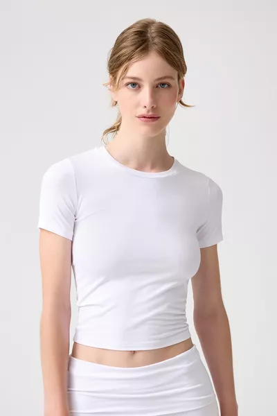 x Melody White Bodycon T-Shirt Short Fitted