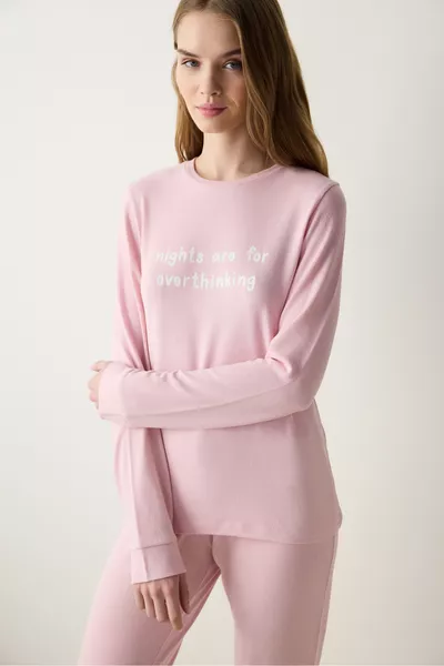 طقم بيجامة بنطلون ليلا