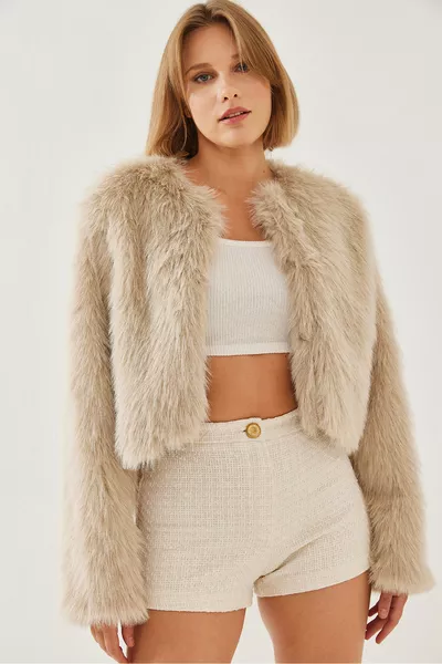 معطف نسائي مبطن بالفرو الصناعي  