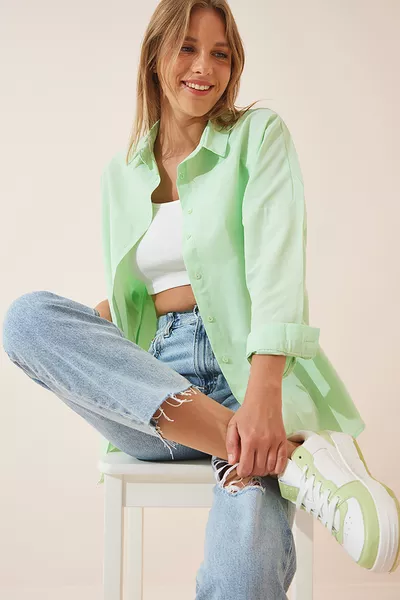 قميص نسائي فضفاض طويل أساسي باللون الأخضر الفاتح 