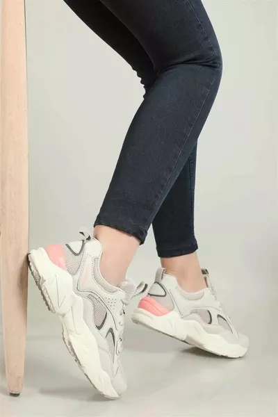 حذاء رياضي نسائي يومي -1KUM