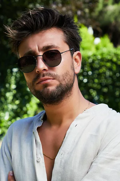 نظارات شمسية للجنسين