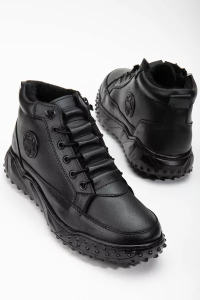 حذاء رجالي أسود يومي مقاوم للماء بخياطة مضمونة مقاوم للبرد وقوي بنعل مطاطي غير قابل للانزلاق