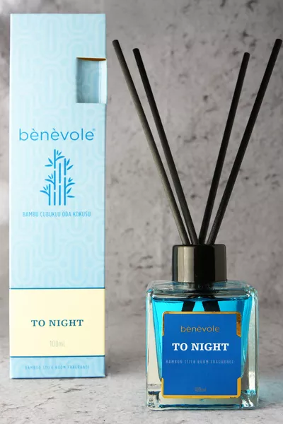 To Night Аромат за стая с бамбукова пръчка  мл | Софиcтичен и привлекателен ефект