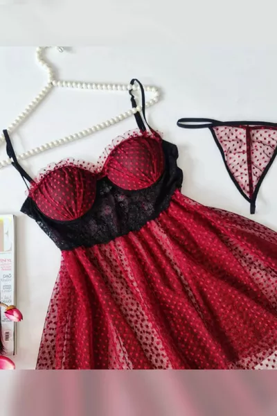 قميص نوم خاص كوجدي من التول باللون الأحمر الداكن