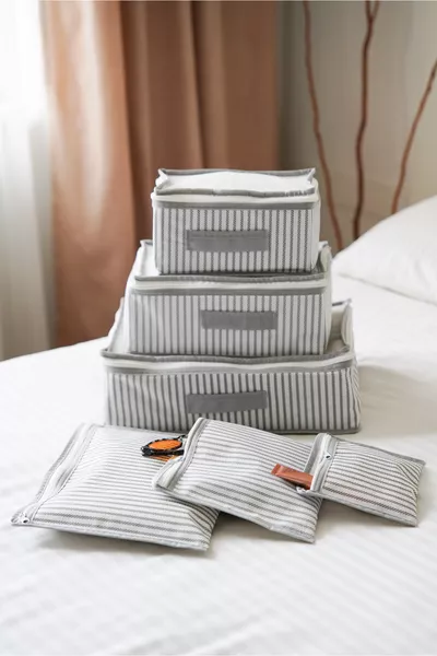 حقيبة خروج من المستشفى/الولادة مكونة من 6 قطع - بنقشة الحبل الرمادي