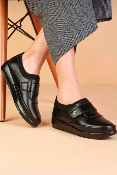 حذاء يومي شتوي طبي مطاطي مع فيلكرو