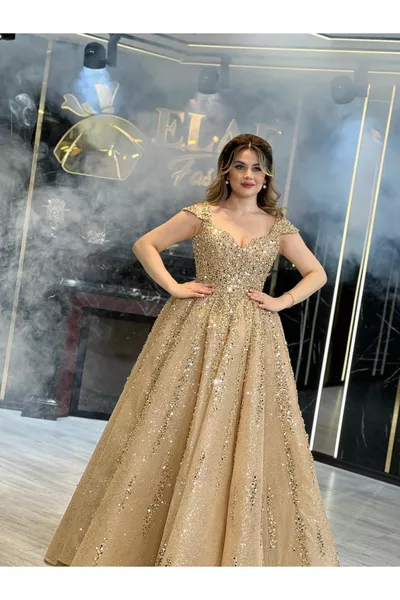 Вечернее платье для помолвки