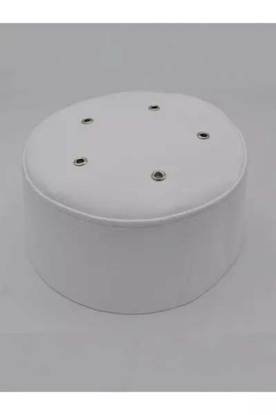 Lochmuster Gebetskappe mit Nieten