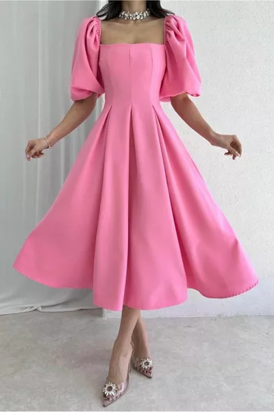 مادموزيل فستان طويل وردي