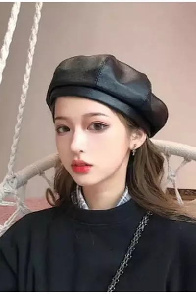 قبعة رسام من الجلد الصناعي