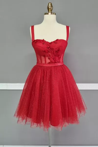 أحمر بريق ميني مساء وحزب اللباس