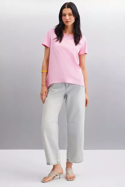 Samantha Damen % Bio-Baumwolle Comfort Fit Langes Basic-Strickshirt hinten in Pink