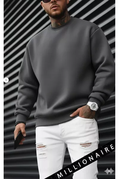 سويت شيرت بولار رجالي ساده بلون الفحم، ياقة صفر، بدون طبعة، قصّة واسعة ومريحة