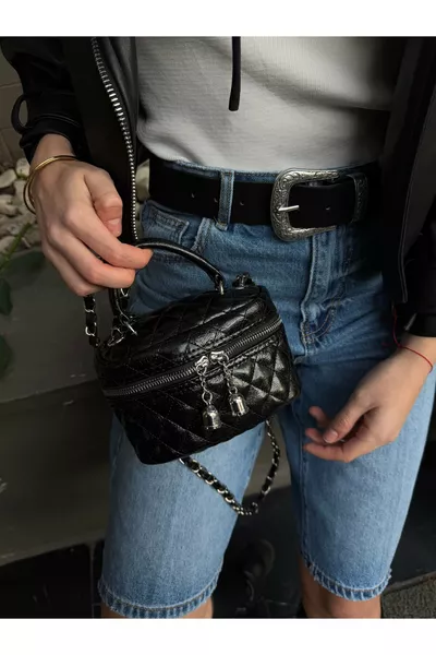 Borsa a tracolla da donna Almira in pelle sintetica nera