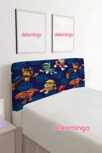 غطاء رأس قاعدة باو بترولي على خلفية زرقاء