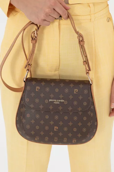 حقيبة كروس بودي نسائية كافيه من مونوغرام 