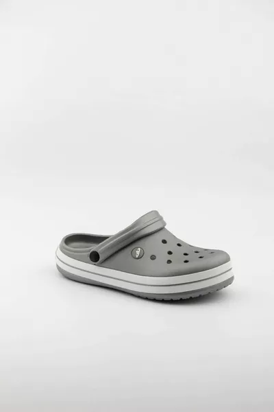 صندل / شبشب نسائي باللون الفضي