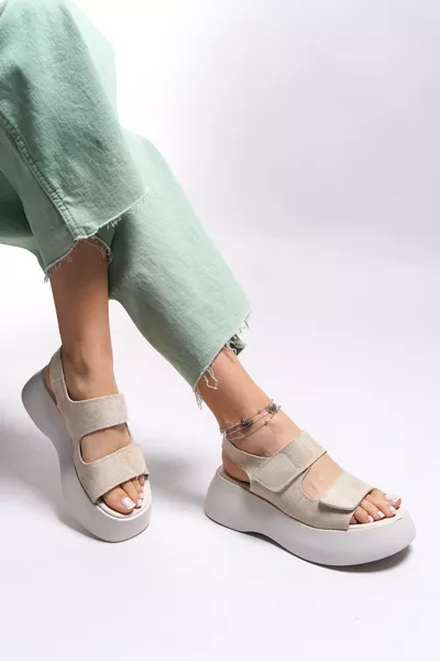 Sandales pour femmes Olnesari  Beige en daim