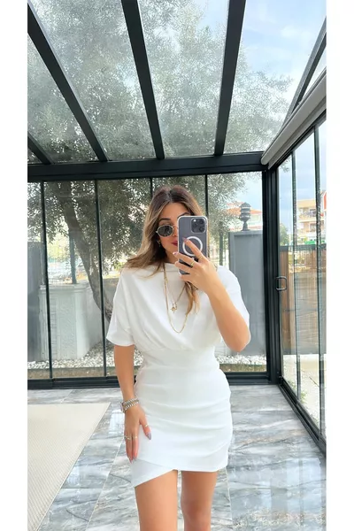 فستان نسائي بتفاصيل Drapé من Oleander