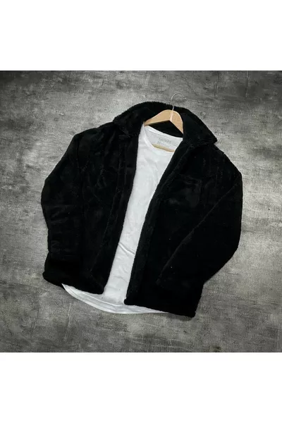 جاكيت رجالي أسود بجيوب وتفاصيل أزرار من الفرو الصناعي حجم صغير