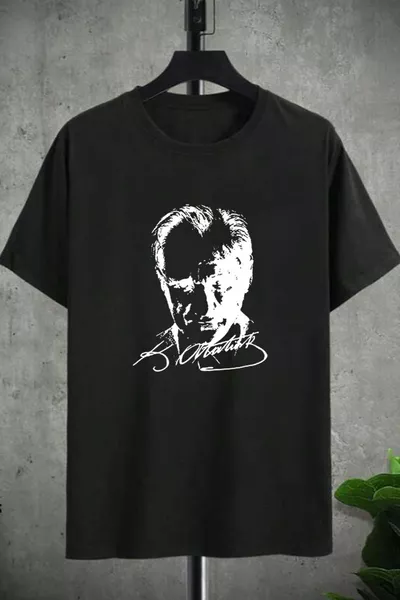 Zwart T-shirt met korte mouwen en Atatürk-opdruk