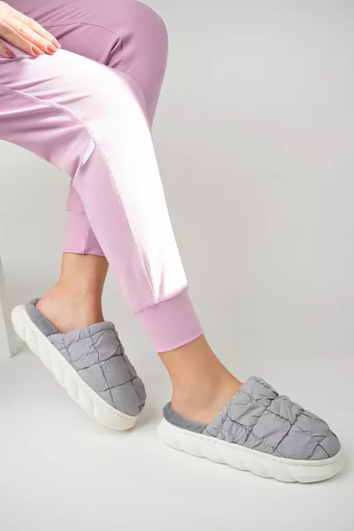 المظلة المرأة عدم الانزلاق النعال البيت الوحيد