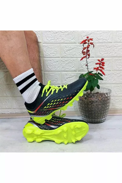 M.P  Chaussures de foot en lycra thermique noir-jaune