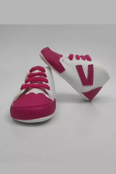 Бебешки стил V ботуши