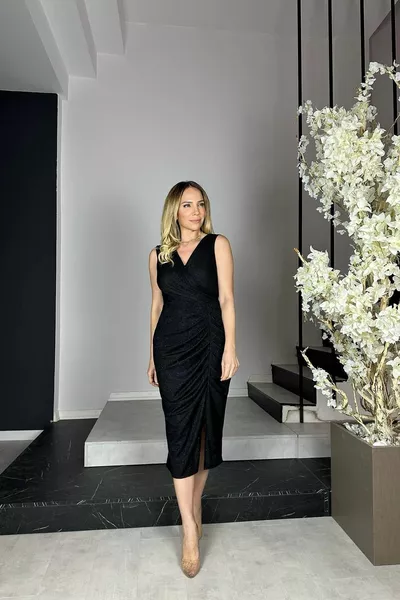  ثنى مفصلة بريق مساء اللباس الأسود