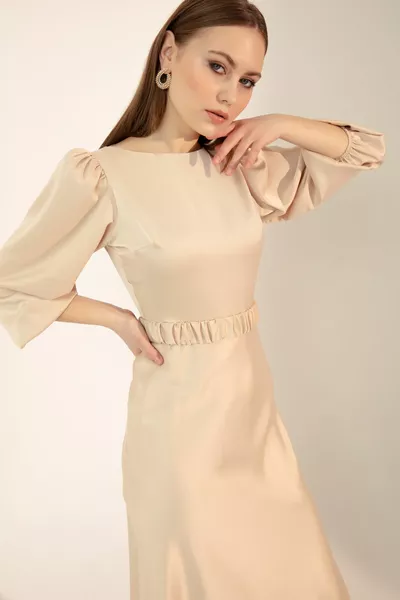 المرأة Ecru طويلة بالون الأكمام الخطوبة اللباس